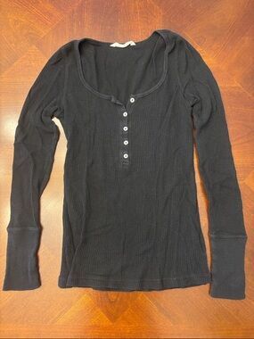 Old Navy Black Long-Sleeve Henley Thermal Top